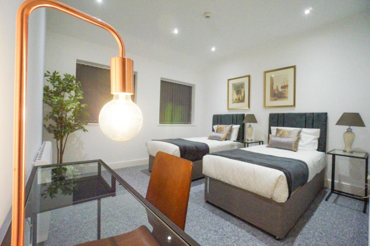 Premium Apartments Thatcham Broadway Экстерьер фото